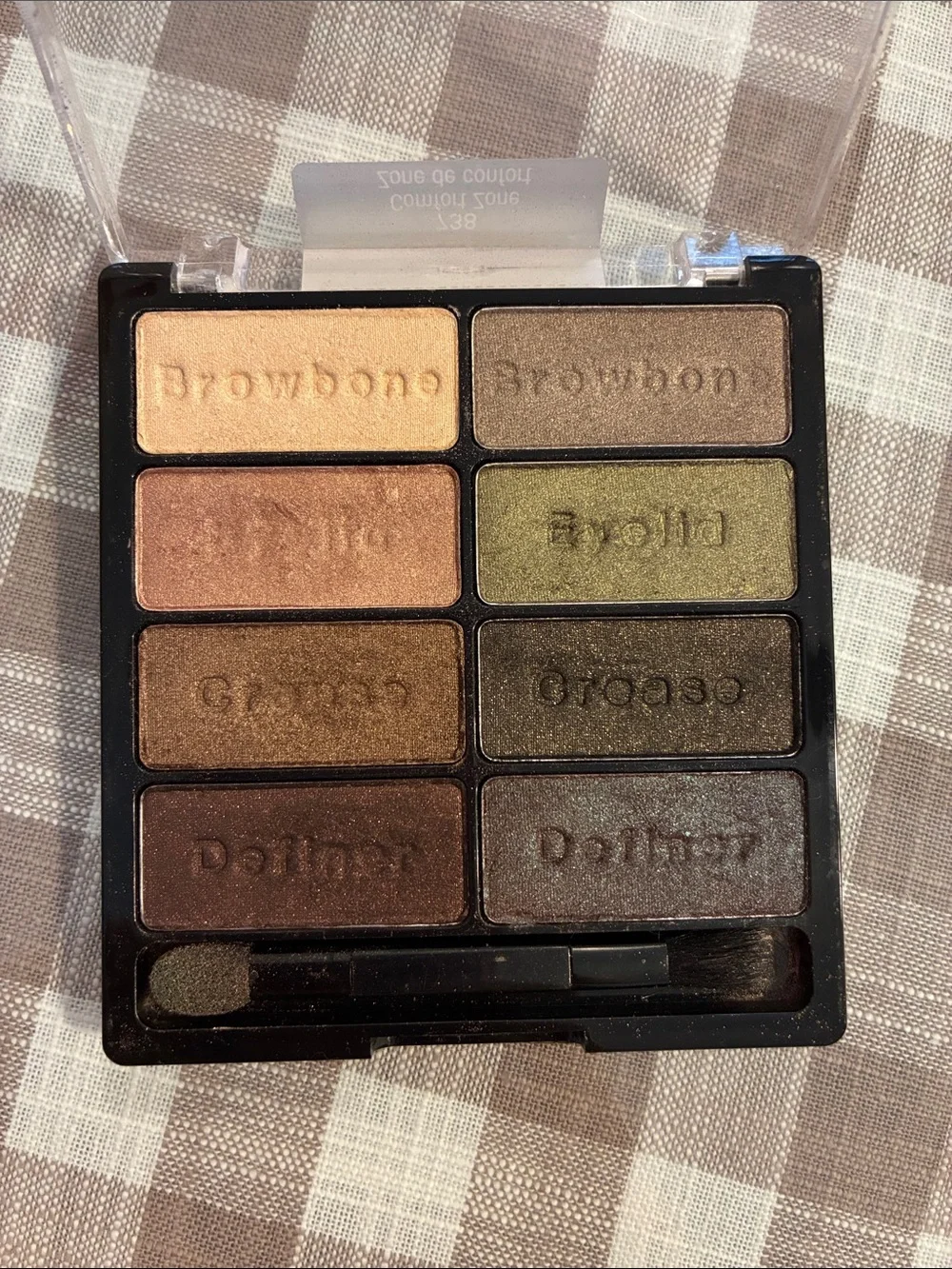 Wet and Wild Comfort Zone eyeshadow palette.